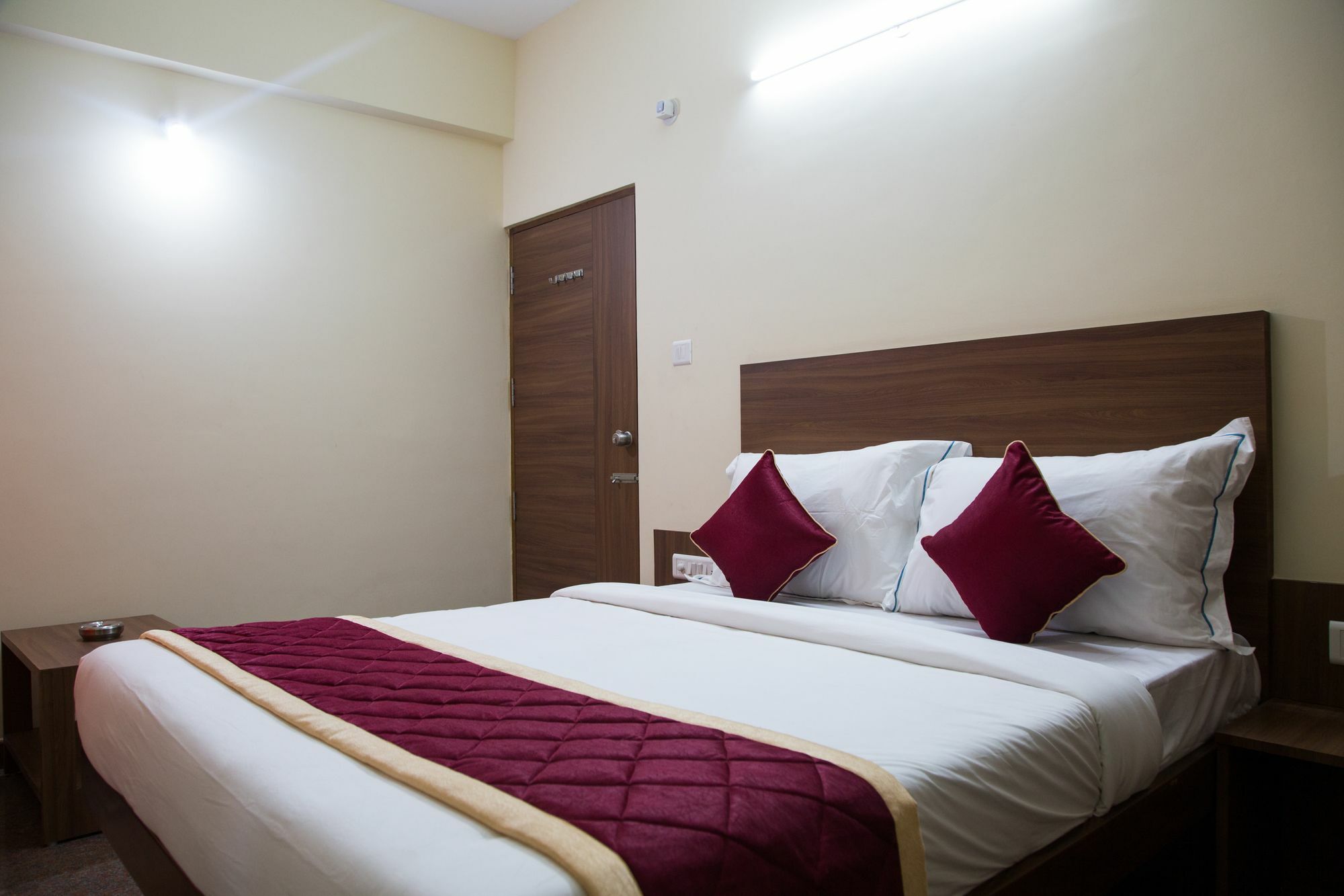 Hotel O Champion Comfort Near Hosahalli Metro Station Μπανγκαλόρ Εξωτερικό φωτογραφία