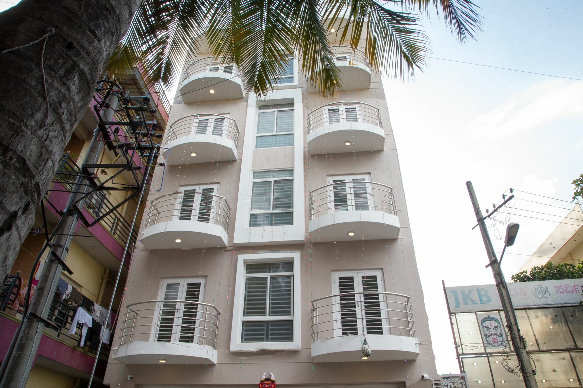 Hotel O Champion Comfort Near Hosahalli Metro Station Μπανγκαλόρ Εξωτερικό φωτογραφία